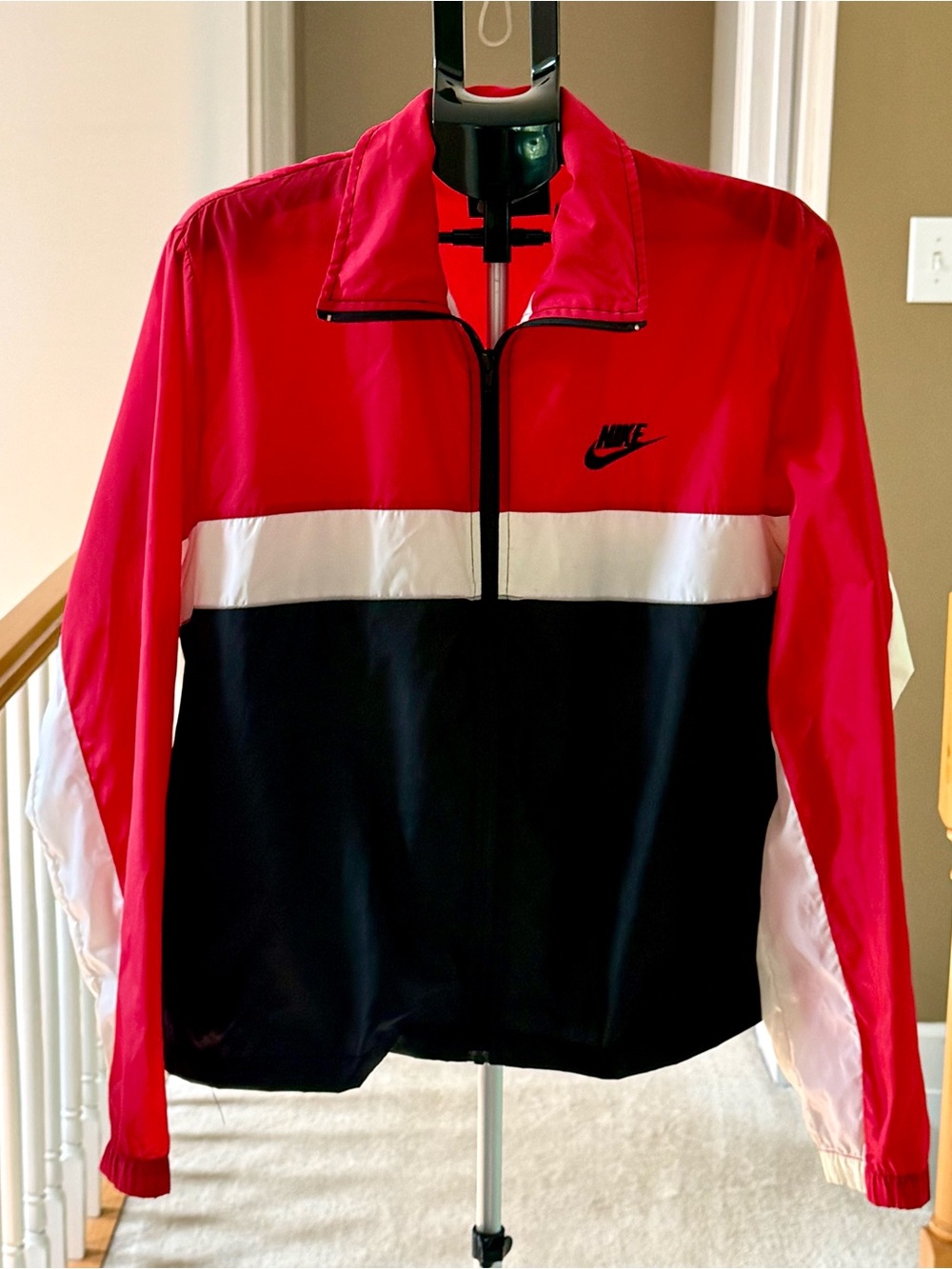 Vintage Nike Colorblock Windbreaker Jacket - Red, Black & White